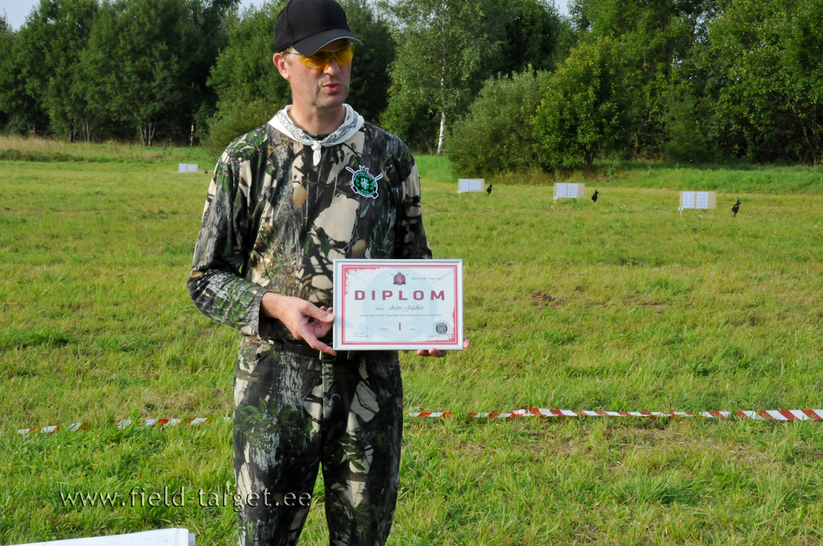 Aron I koht, aga Aron ise ammu juba sõbra pulmas